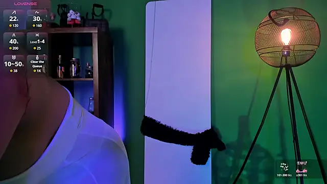 LiamCarterX online show from 10-25-25, 05:26