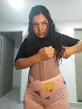 Snapshot of Eimy-04 chatting on 11-03-25, 04:08 Eimy-04 online show from 11-03-25, 04:08