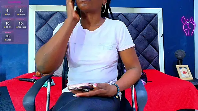 Snapshot of ebony__jheim chatting on 10-18-25, 12:39 ebony jheim online show from 10-18-25, 12:39