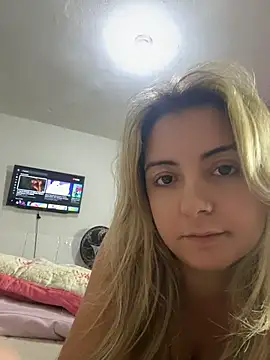 Snapshot of sophiemonroevip chatting on 05-03-26, 05:30 sophiemonroevip online show from 05-03-26, 05:30