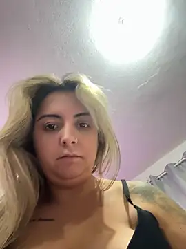 Snapshot of sophiemonroevip chatting on 05-11-26, 12:11 sophiemonroevip online show from 05-11-26, 12:11