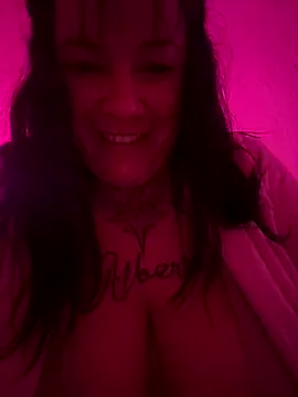 valen1891 online show from 11-17-25, 04:40