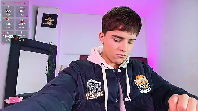 Lucass love online show from 12-22-25, 12:57