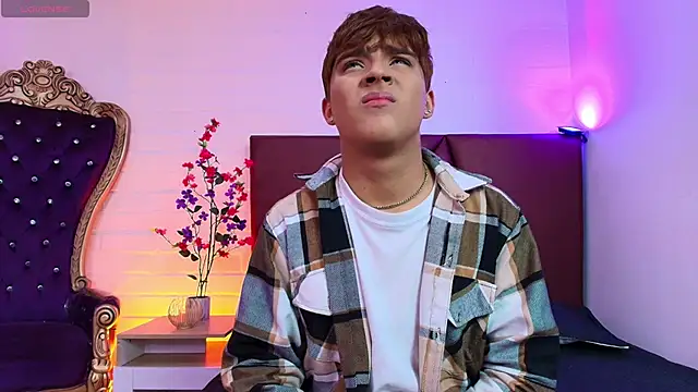 Lucass love online show from 03-30-26, 01:01