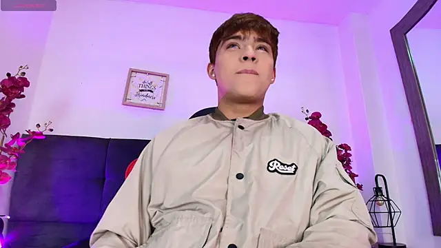 Lucass love online show from 04-04-26, 01:08