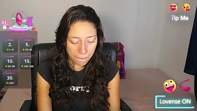 Carla palmer  online show from 10-10-25, 12:37