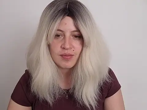 Snapshot of francescaasmith chatting on 03-25-26, 06:58 francescaasmith online show from 03-25-26, 06:58