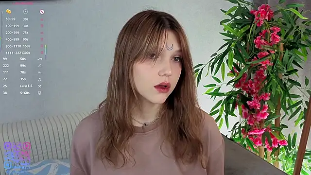 Snapshot of Lunabate chatting on 12-03-25, 05:26 Lunabate online show from 12-03-25, 05:26