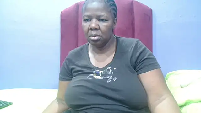 Snapshot of NaughtyChubbyZoe chatting on 11-26-25, 05:08 NaughtyChubbyZoe online show from 11-26-25, 05:08