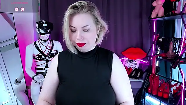 Snapshot of Anna_Maxwell chatting on 06-08-26, 02:12 Anna Maxwell online show from 06-08-26, 02:12