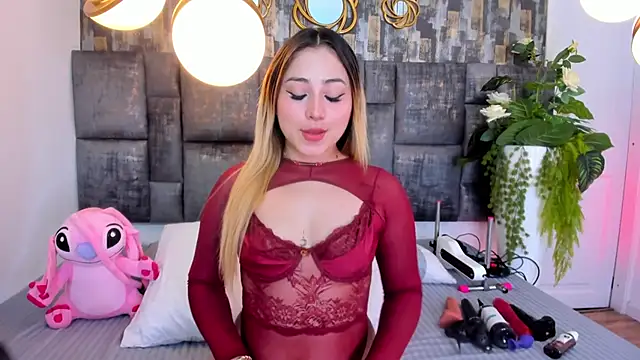 PatyLawrence online show from 10-28-25, 04:05