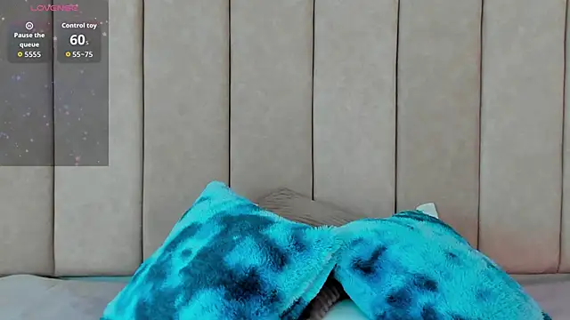  Zahiira  online show from 02-24-26, 12:36