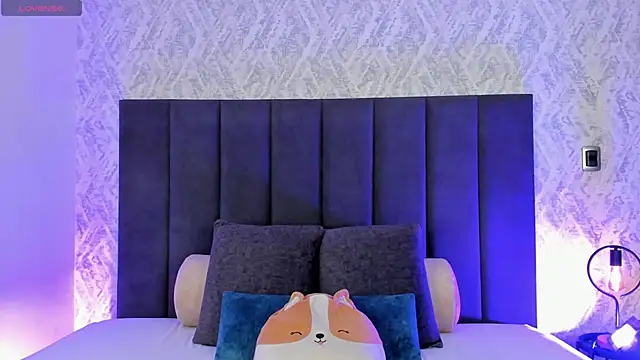 dana hazze online show from 11-17-25, 06:03