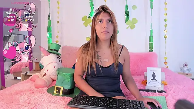 Ariana-Fernandez online show from 03-10-26, 12:43