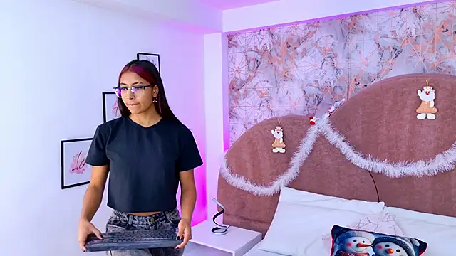 RavenGloomy online show from 11-25-25, 07:36