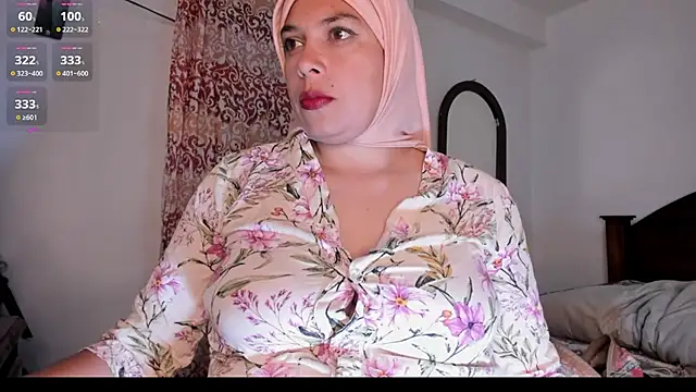 Snapshot of Noortaheri88 chatting on 11-25-25, 08:25 Noortaheri88 online show from 11-25-25, 08:25