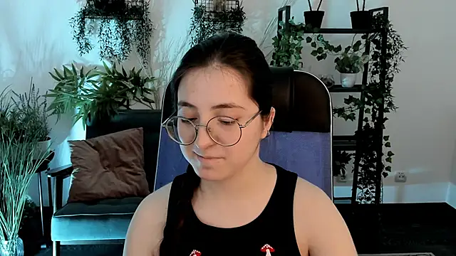 Snapshot of VirtuallVoyant chatting on 12-02-25, 05:46 VirtuallVoyant online show from 12-02-25, 05:46