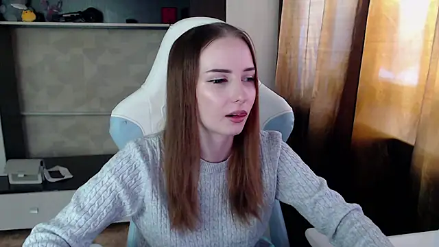 Cutti Crystal online show from 02-04-26, 04:29