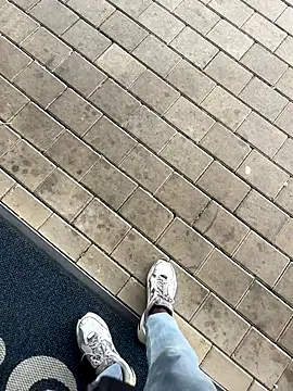 Snapshot of kamo012000 chatting on 09-30-25, 08:41 kamo012000 online show from 09-30-25, 08:41