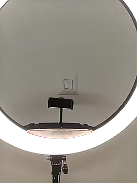 Snapshot of Sexy_kaira01 chatting on 10-22-25, 03:45 Sexy kaira01 online show from 10-22-25, 03:45