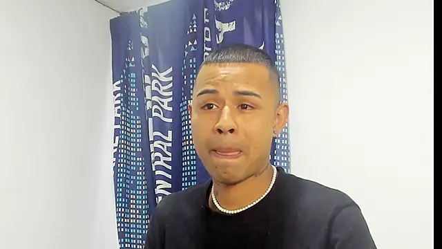  Logan Colton  online show from 11-12-25, 10:20