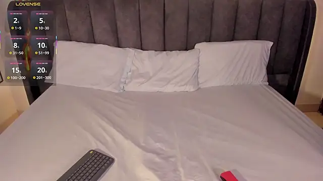 Sophie Smith19  online show from 02-23-26, 02:47