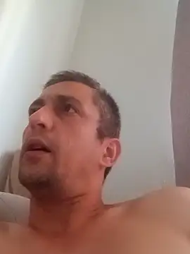 Snapshot of cnralcz chatting on 07-02-26, 03:40 cnralcz online show from 07-02-26, 03:40