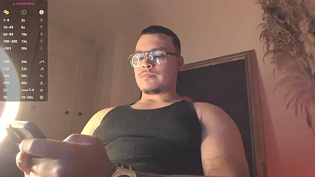 Snapshot of JamesCarter77 chatting on 10-11-25, 10:41 JamesCarter77 online show from 10-11-25, 10:41