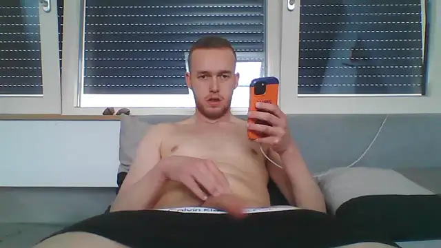 Snapshot of ddv1503 chatting on 04-19-26, 01:21 ddv1503 online show from 04-19-26, 01:21