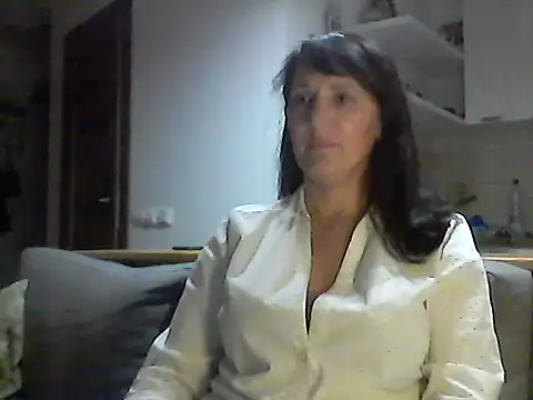 Elena48324 online show from 09-30-25, 05:18