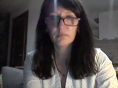 Elena48324 online show from 10-31-25, 07:59