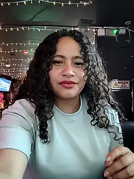 Yaya watson online show from 11-18-25, 09:41