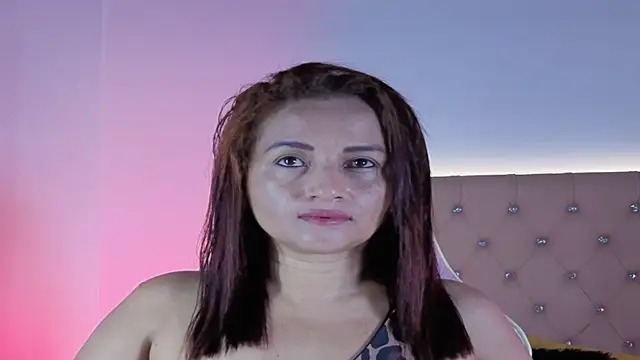 Zafiro  Brown online show from 11-10-25, 12:04