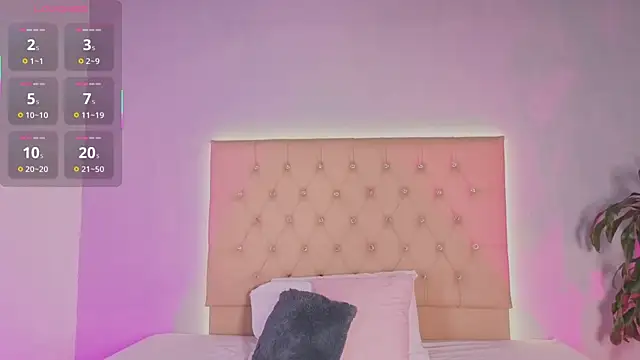 Zafiro  Brown online show from 11-25-25, 12:05