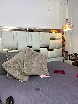 Skylar Smith  online show from 04-23-26, 12:40