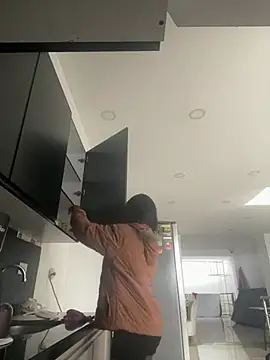 Snapshot of Skylar_Smith_ chatting on 05-18-26, 11:49 Skylar Smith online show from 05-18-26, 11:49