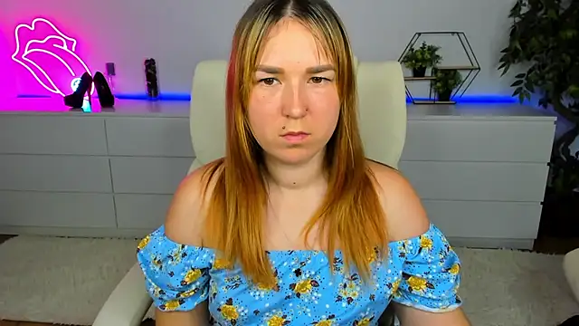 Sofii darling online show from 11-16-25, 05:29