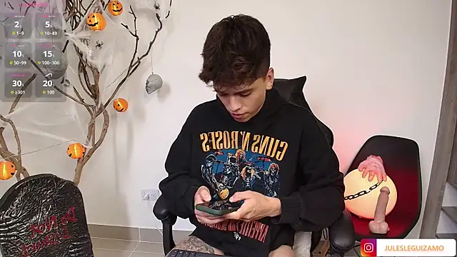 Snapshot of stev_austin_ chatting on 10-08-25, 09:34 stev austin online show from 10-08-25, 09:34