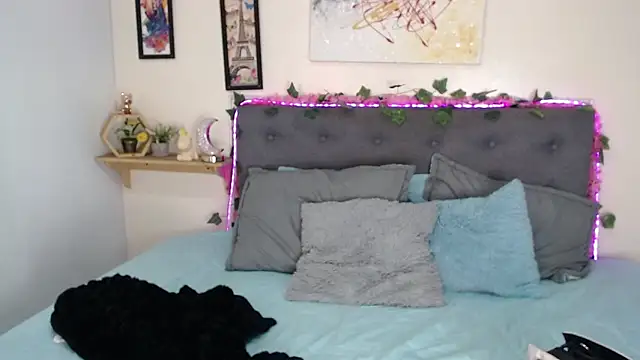 valentini villa online show from 02-06-26, 07:39