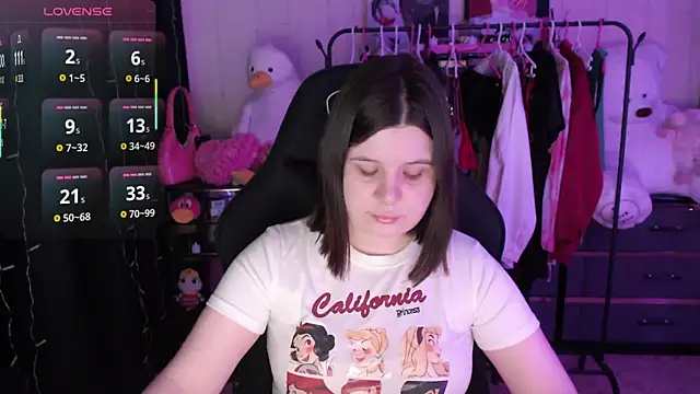 AmyVibess online show from 04-24-26, 06:10