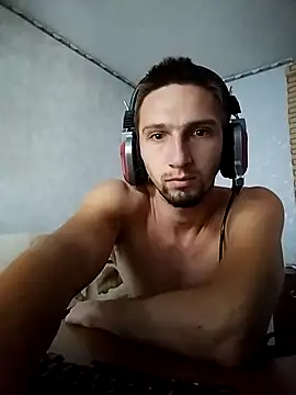 Snapshot of Alexilon chatting on 09-24-25, 11:35 Alexilon online show from 09-24-25, 11:35