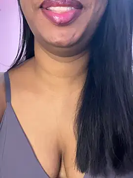 Snapshot of tamil_Aarathi chatting on 06-11-26, 05:22 tamil Aarathi online show from 06-11-26, 05:22
