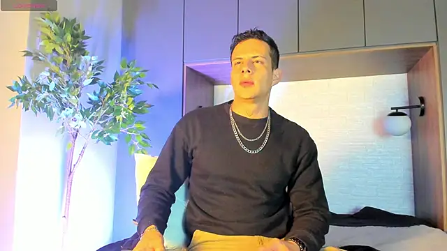 Snapshot of Dustin_Sonne chatting on 11-16-25, 03:45 Dustin Sonne online show from 11-16-25, 03:45