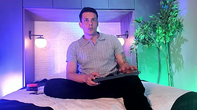 Dustin Sonne online show from 01-09-26, 03:31