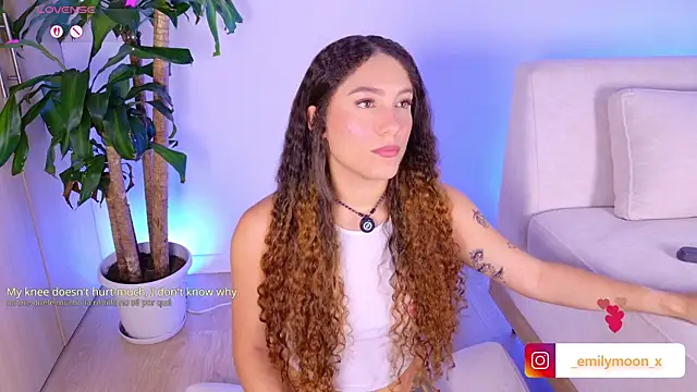onlyemily  online show from 06-07-26, 01:10