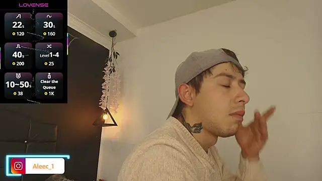 Aleecandrews online show from 12-02-25, 07:09