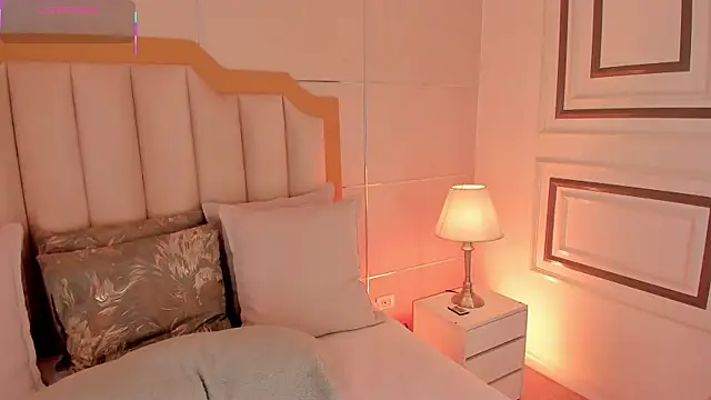 MaddieParker online show from 04-17-26, 07:28