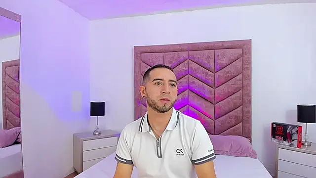 Lushian  online show from 04-10-26, 03:17