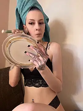 Seductively4 20 online show from 04-24-26, 09:01