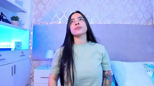 KamilaBetancourt online show from 02-11-26, 02:11